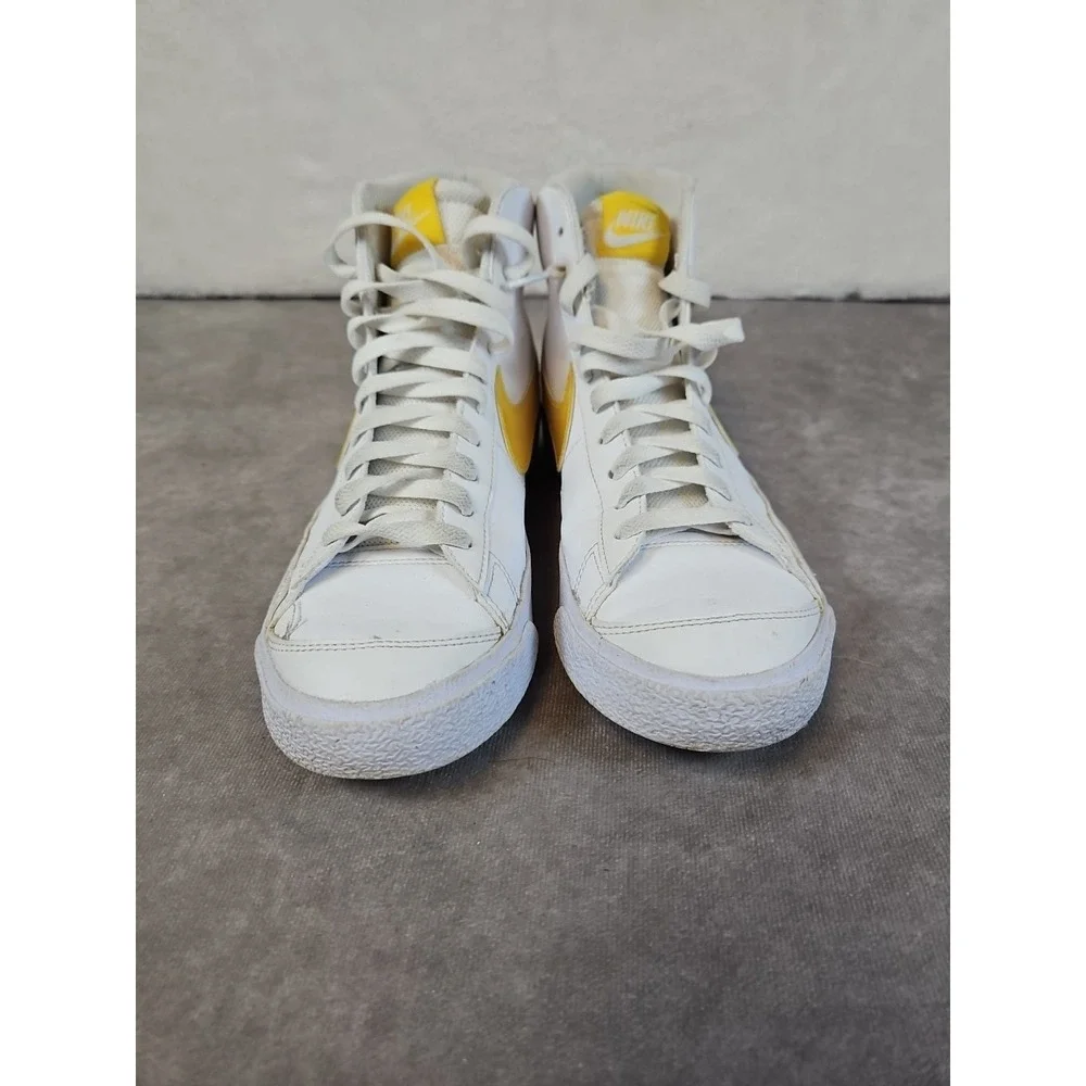 Nike Blazer Mid '77 GS Shoes Youth Size 7Y White Yellow High Top DA4086-103